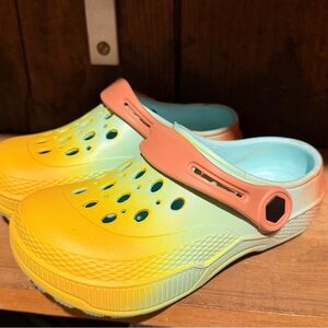 Kids Gradient Clogs - Yellow and Blue